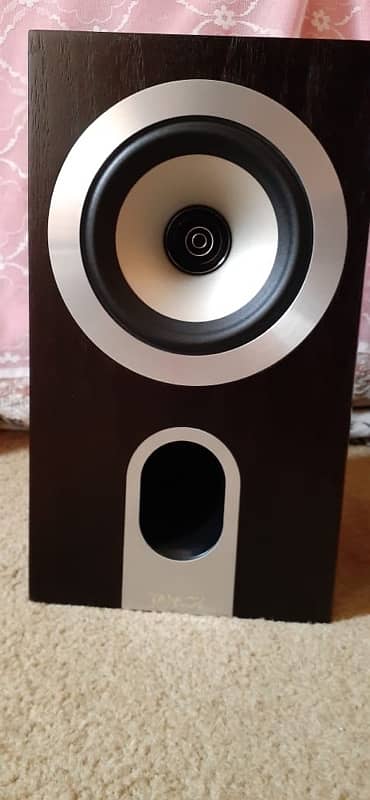 TANNOY signature bookshelf Spekers pair 3