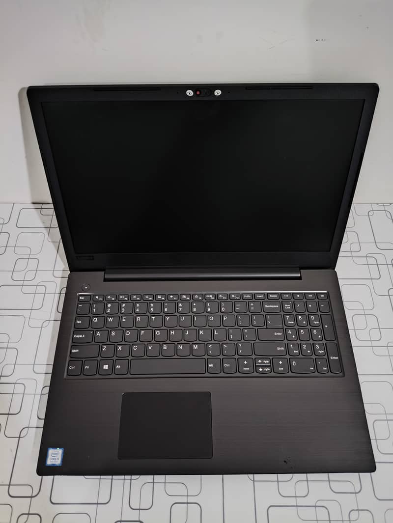 Lenovo Ideapad V330 15 - 8th Gen core i5 08GB RAM 256GB SSD NVMe 15.6" 1