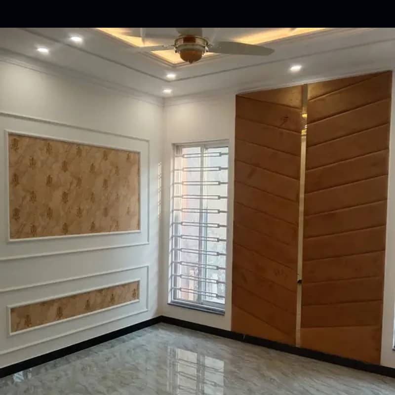 10 Marla House For Sale In Paragon City Lahore 3