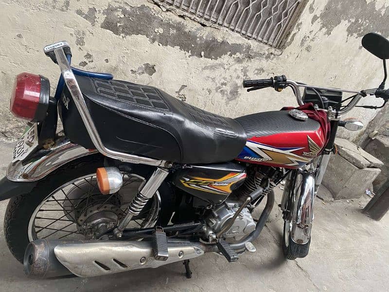 Selling honda 125 5