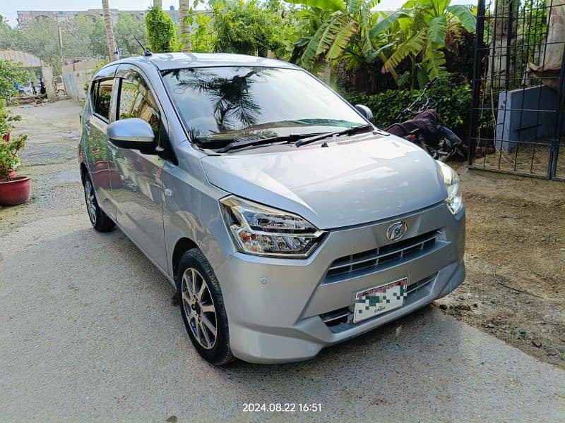 Daihatsu Mira 2018 3