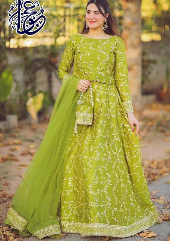 Stunning embroidered Shamoz Silk Lehenga Choli Set 4pcs in green 1