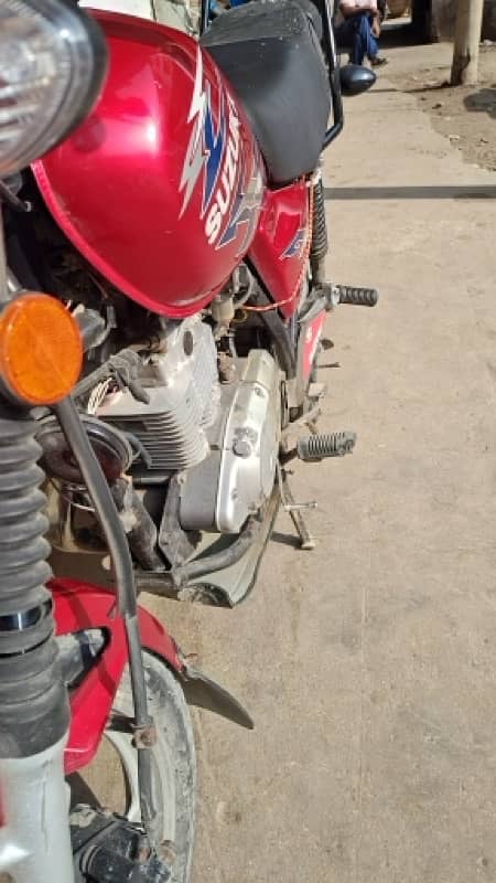 Suzuki Gs 150se 6