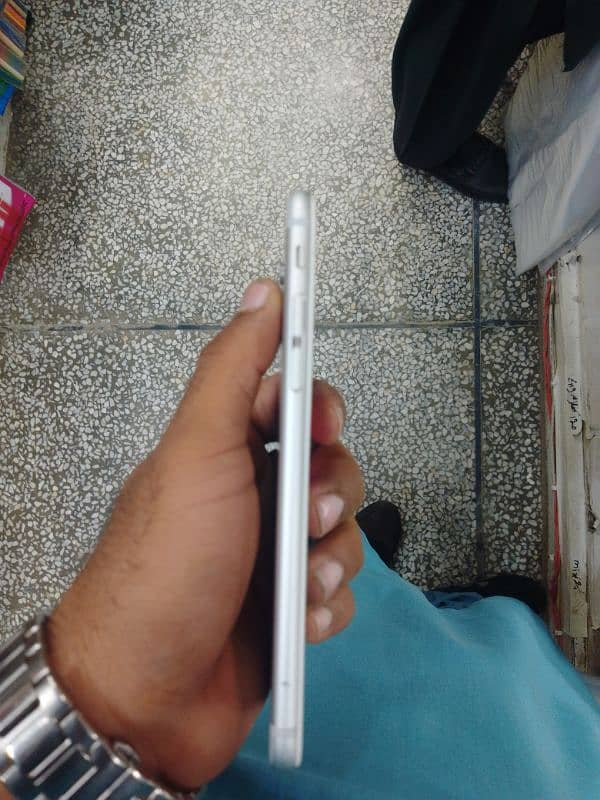 iphone 6 non pta 64 GB condition 10/10 2