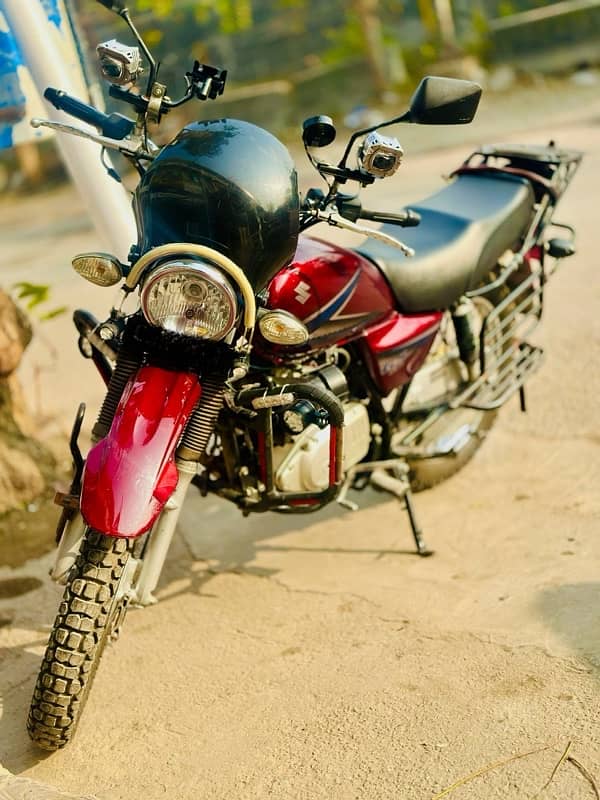 Suzuki Gs 150 1