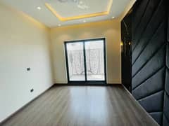 10 Marla Brand New Luxury House Available For Sale In Architect Society