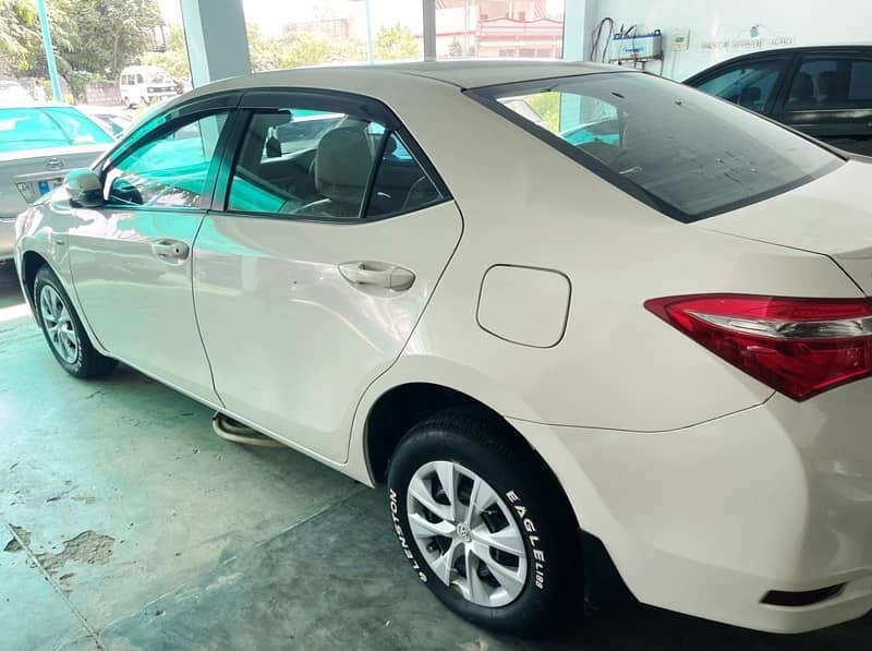 Toyota Corolla GLI 2015 4