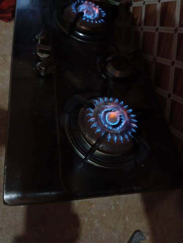 Automatic 3 burner stove 1