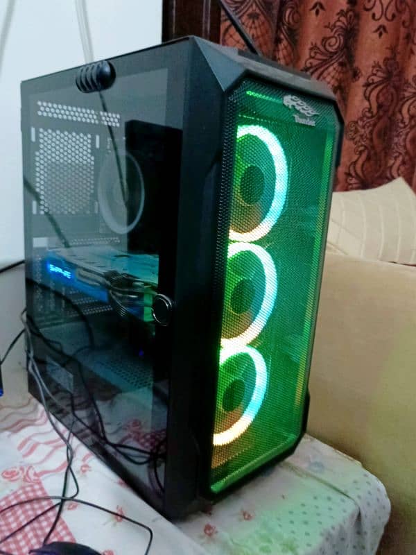 Gaming PC complete setup 0