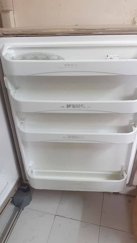 Dawlance Signature Fridge 4