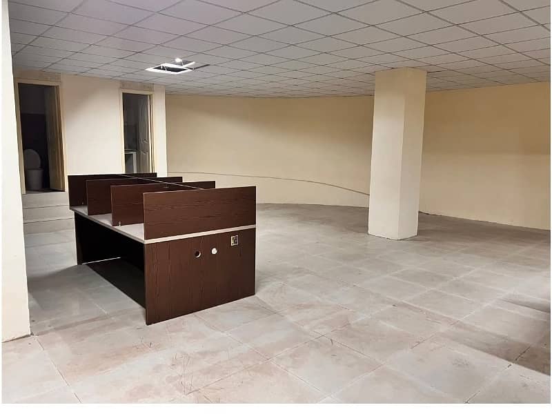 Area 1300 Sq Ft Corporate Office Available For Rent On Reasonable Rent Gulberg 3 Lahore 6