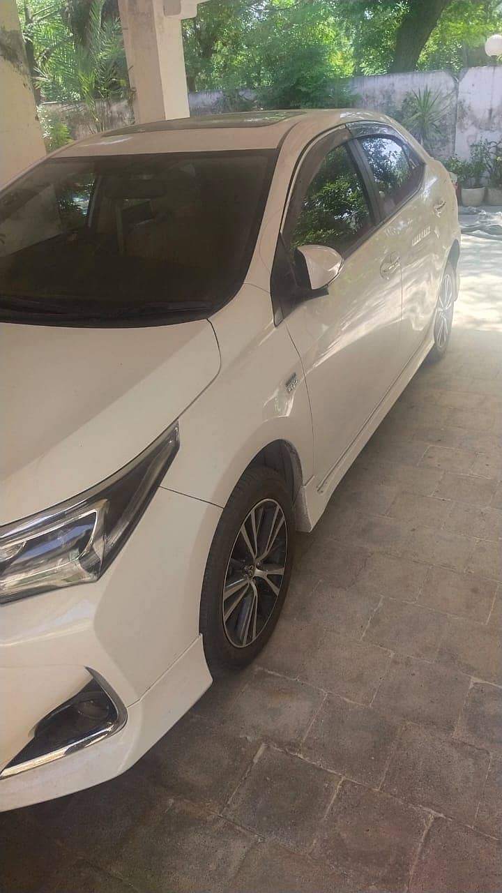 Toyota Corolla Altis 2022 4