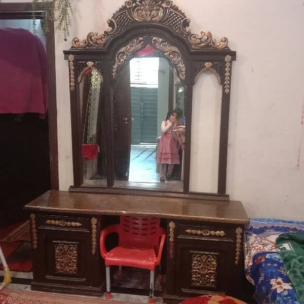 dressing table for sale 0