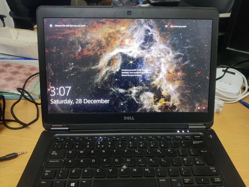 Dell latitude E7450 8GB Ram 256 SSD 2