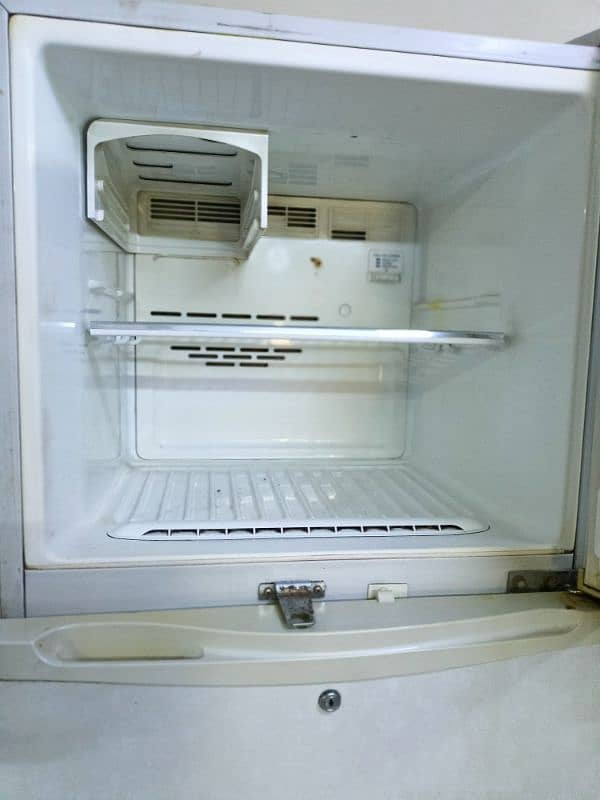 LG Refrigerator Full Size 4