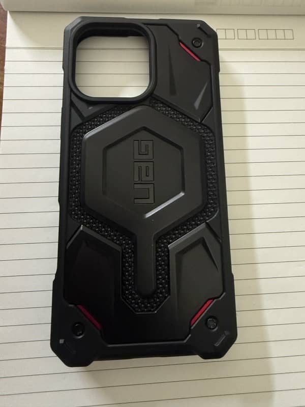 UAG monarch pro 1