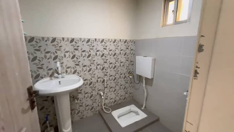 Completion Certificate Available - Brand New 2 Bed Lounge Apartment 4