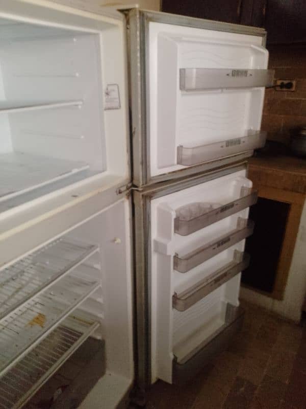 LOW PRICE DAWLANCE REFRIGERATOR URGENT SALE 10