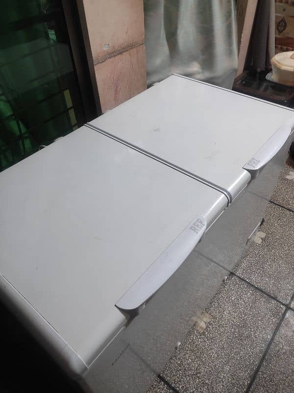 Double sided deep freezer 10/10 condition 5