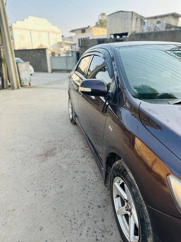 Toyota Corolla 2013 geniune condition 2