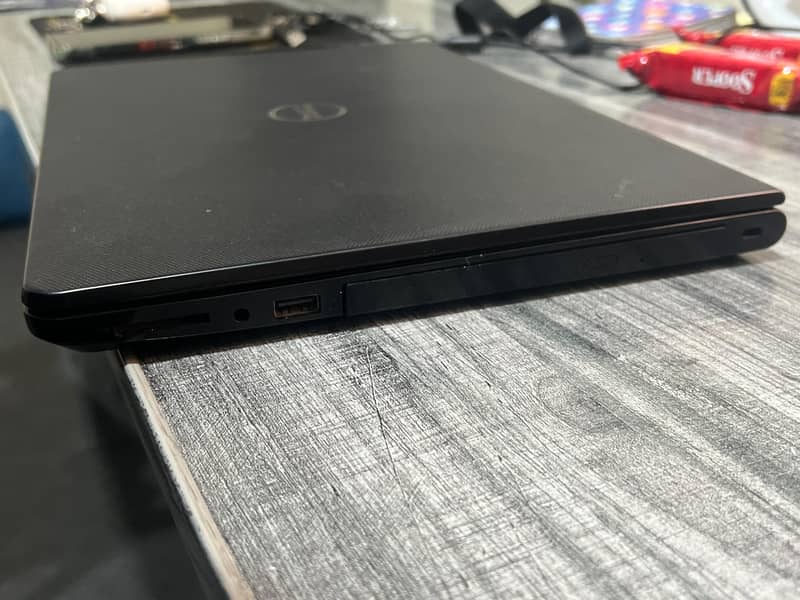 Laptop Core i5 7th generation 8gb Ram | 256gb SSD 3