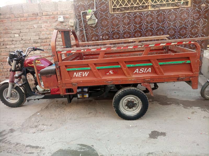 I am selling my new Asia loader rickshaw 150cc all ok 6