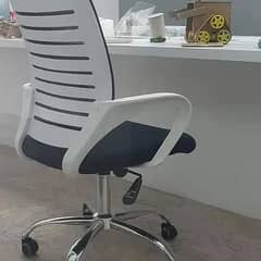 Computer Chairs/Revolving Office Chairs/Staff Chairs