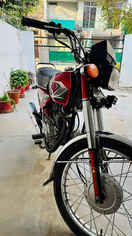 "Used Honda 125 for Sale – Excellent Condition" 3