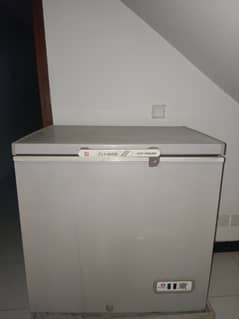 dawlance deepfreezer urgently for sale