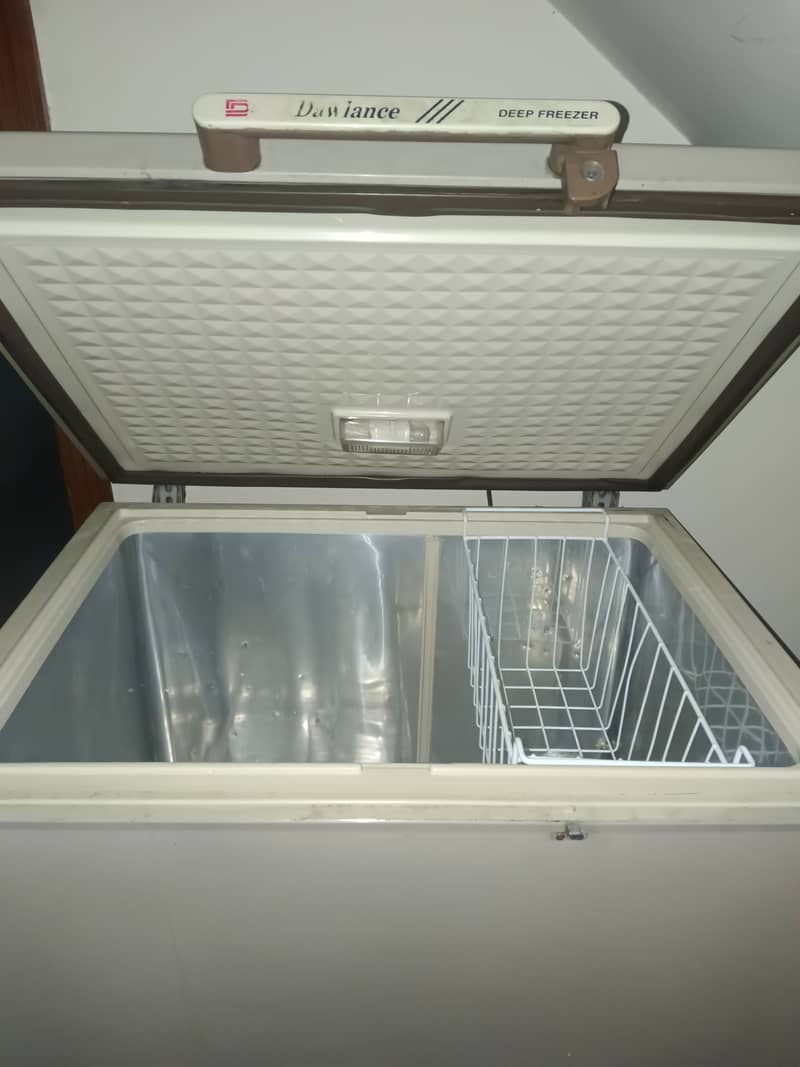 dawlance deepfreezer urgently for sale 2