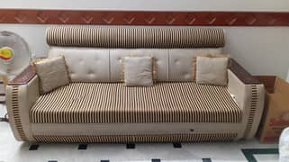 5 seater sofa, used condition Rs. 10,000