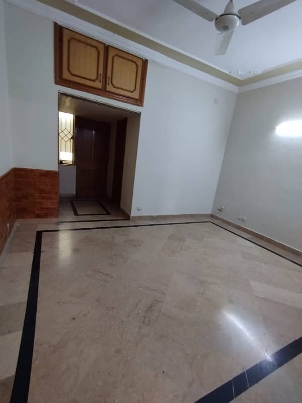 9 Marla Upper Portion for Rent in G-14 5