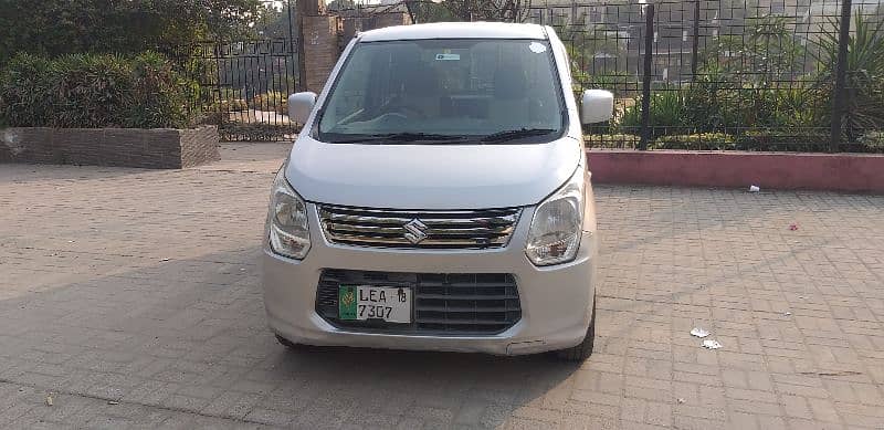 Suzuki Wagon R 2014 1