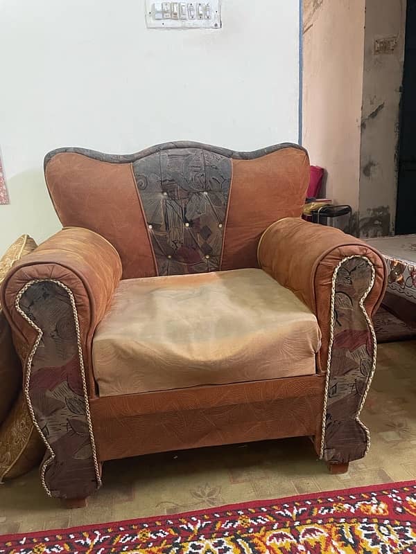 Sofa set 6 seater 4