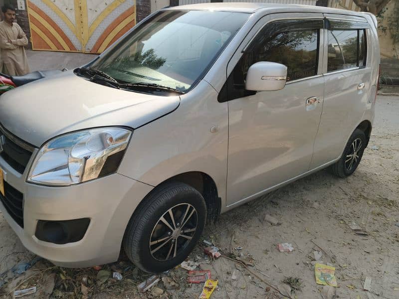 Suzuki Wagon R 2018 4