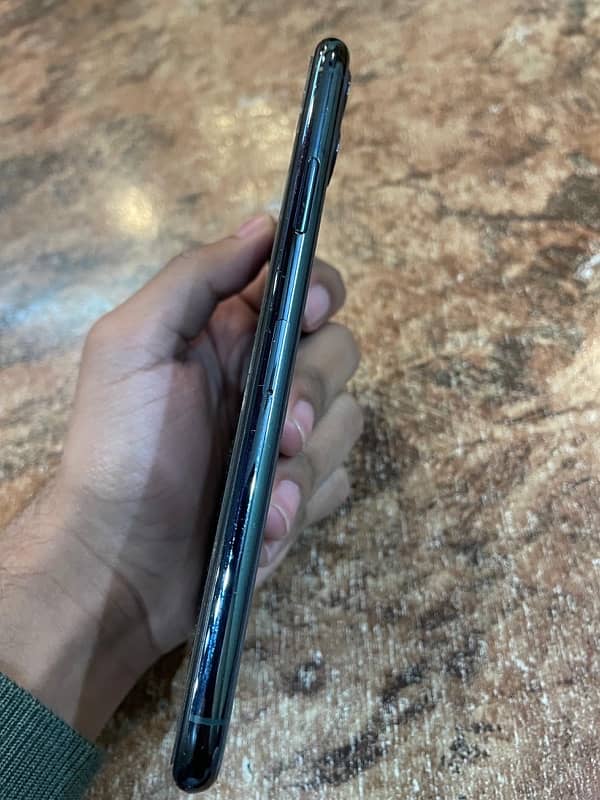 Iphone 11 Pro Max PTA Approved 0