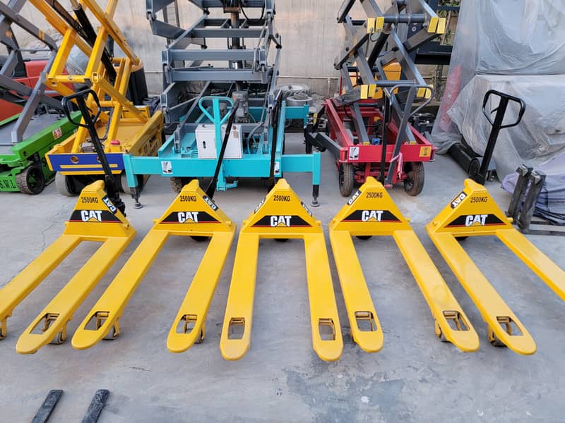 CAT Used / Refurbished Hand Pallet Trucks Lifters Forklifts for Sale 1