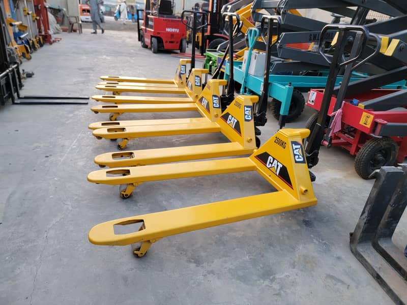 CAT Used / Refurbished Hand Pallet Trucks Lifters Forklifts for Sale 10