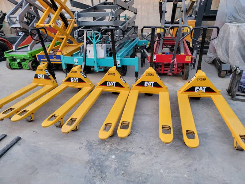 CAT Used / Refurbished Hand Pallet Trucks Lifters Forklifts for Sale 14