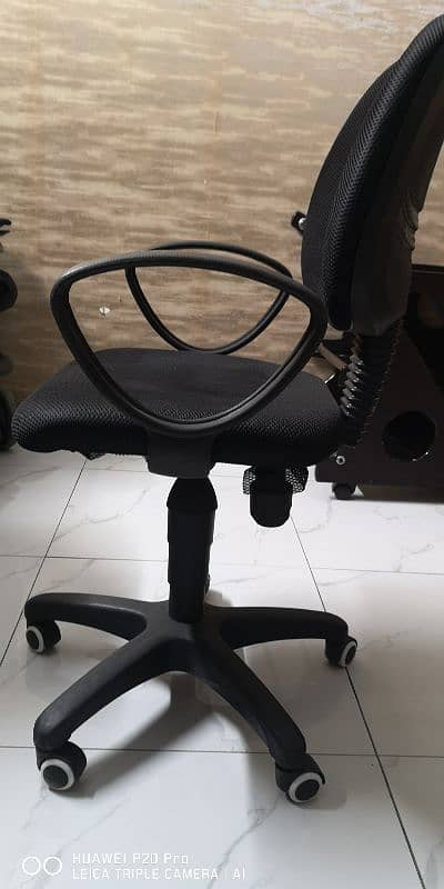 Computer/Office Round Chair 1