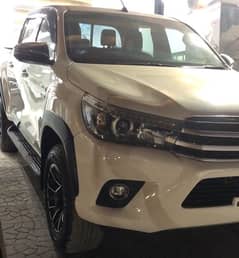 Toyota Hilux REVO 2021 New TV