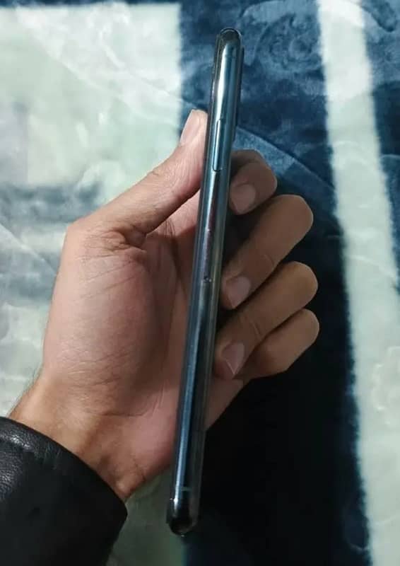 IPhone 11pro 64Gb PTA approved 5