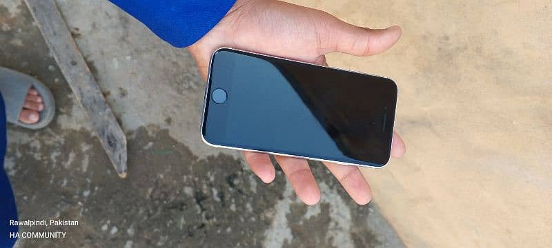 iphone SE 2020 64gb 5