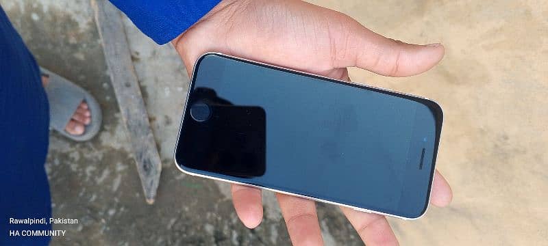 iphone SE 2020 64gb 7