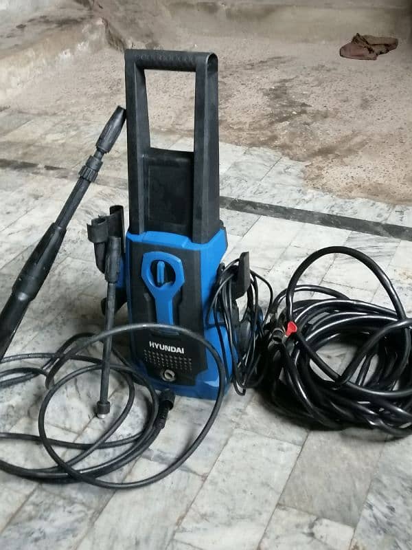 135 bar. Hyundai car pressure washer 1600w  HPV. 135 2