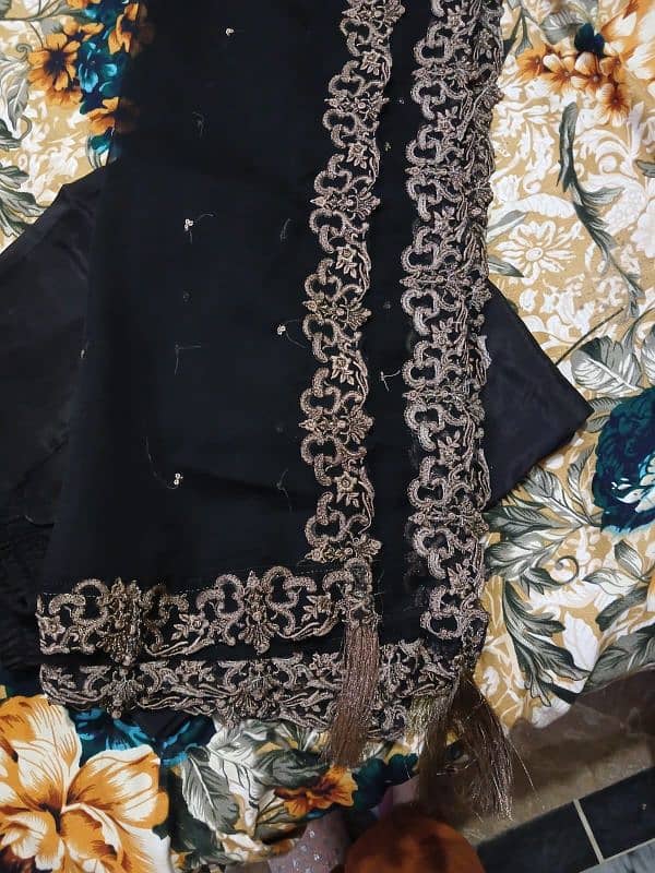 Black chiffon embroidered 1