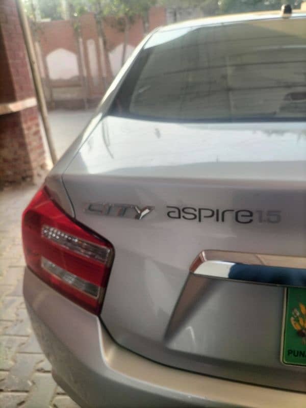 Honda City Aspire 2015 1