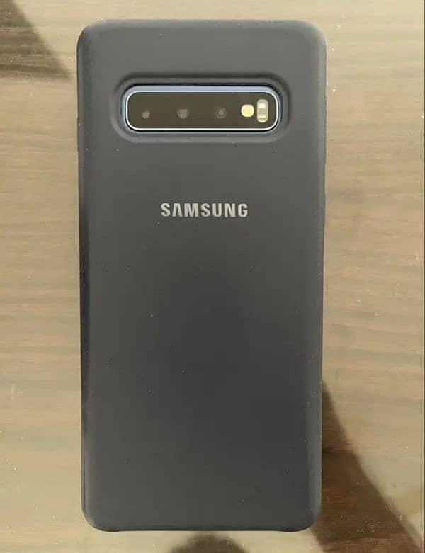 Samsung s10 8/128gb   10by9 good condtion exchange possible 4