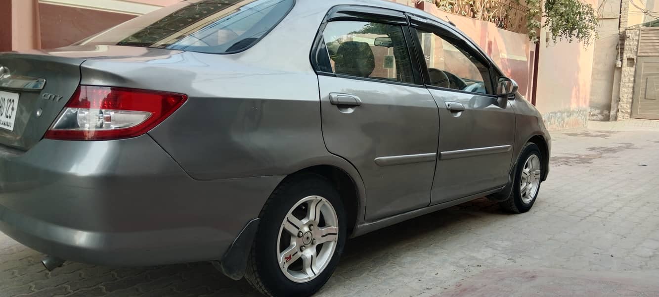 Honda City IDSI 2004 8