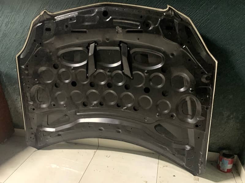 mercedes AMG C63 p31 507 hood 3